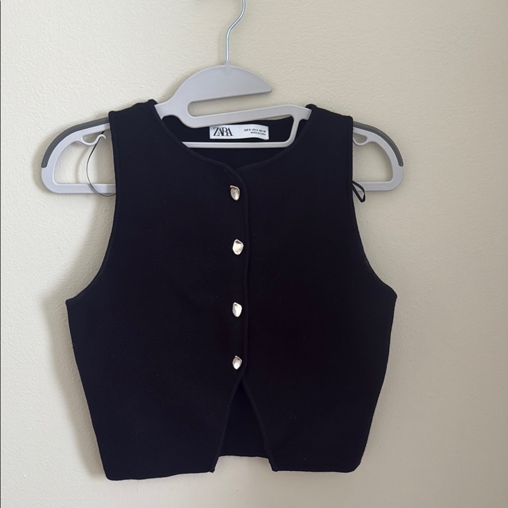 Zara Black Cropped Button-Up Vest